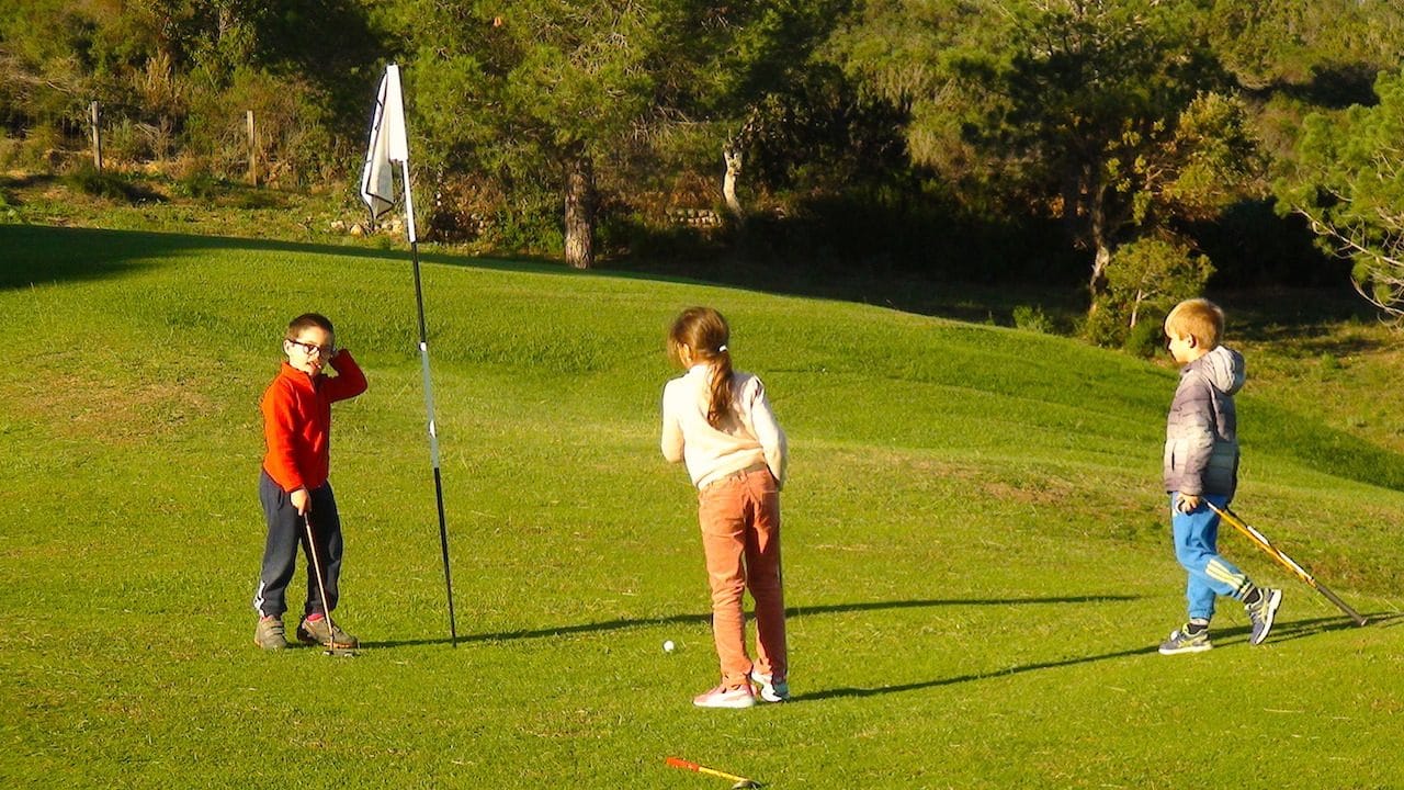 Competitions 30:11:16 37